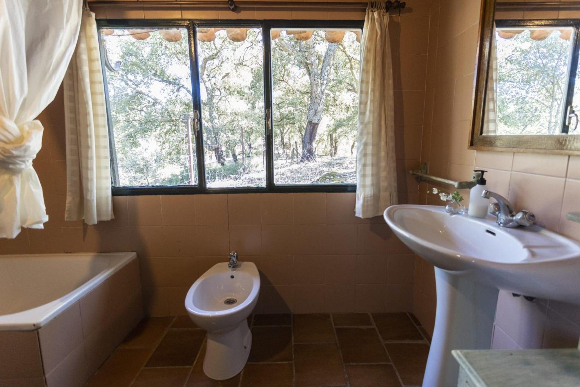 Pozuelo 1 Jabugo Guest House Bagian luar foto